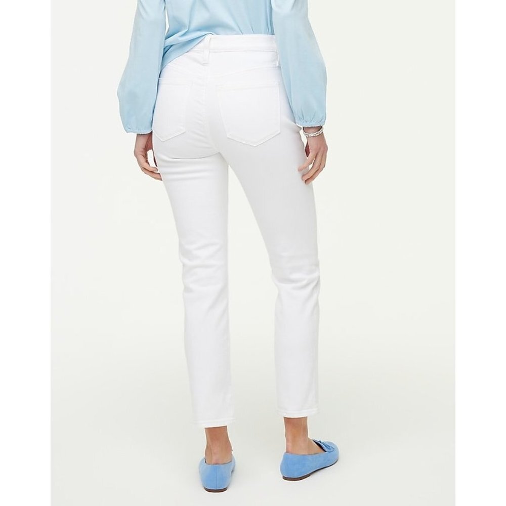Essential straight white jean in all-day stretch BF853 - Picture 2 of 5